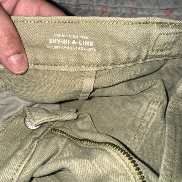 Old Navy Green Jean Shorts Frayed Style - Picture 3 of 4